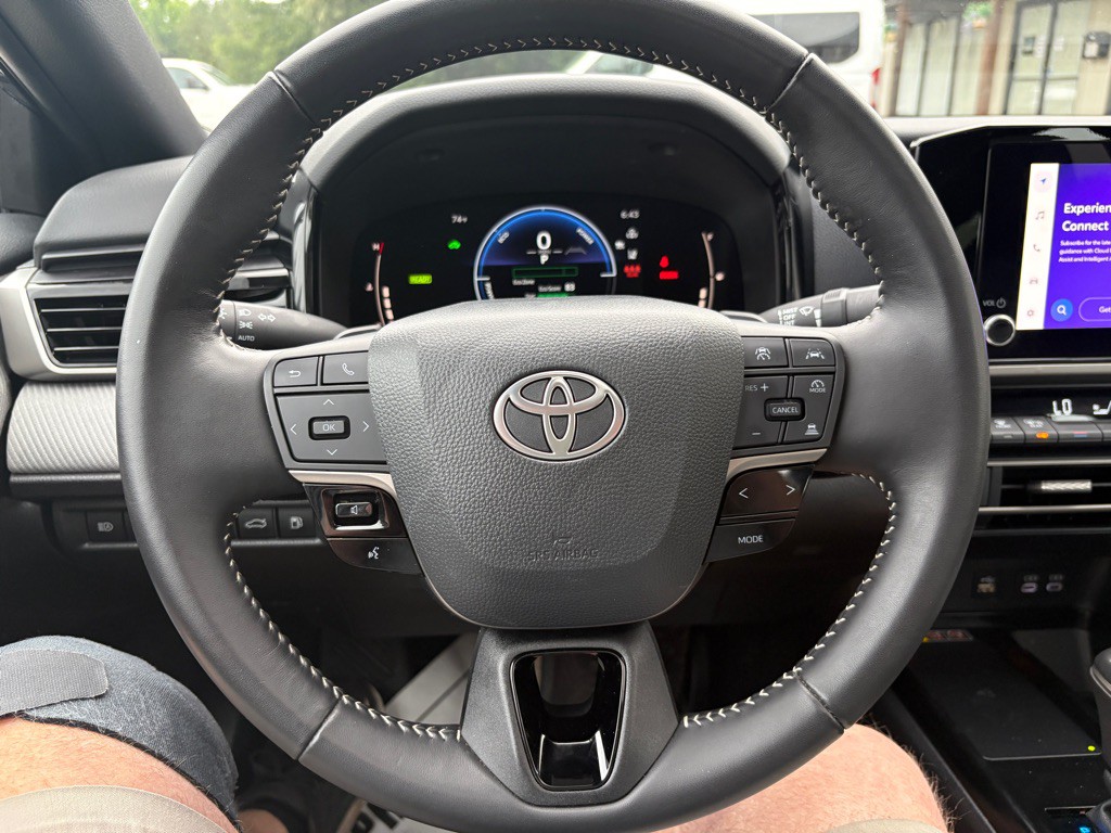 2025 Toyota Camry Image 7