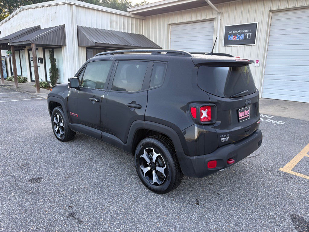 2022 Jeep Renegade Image 3