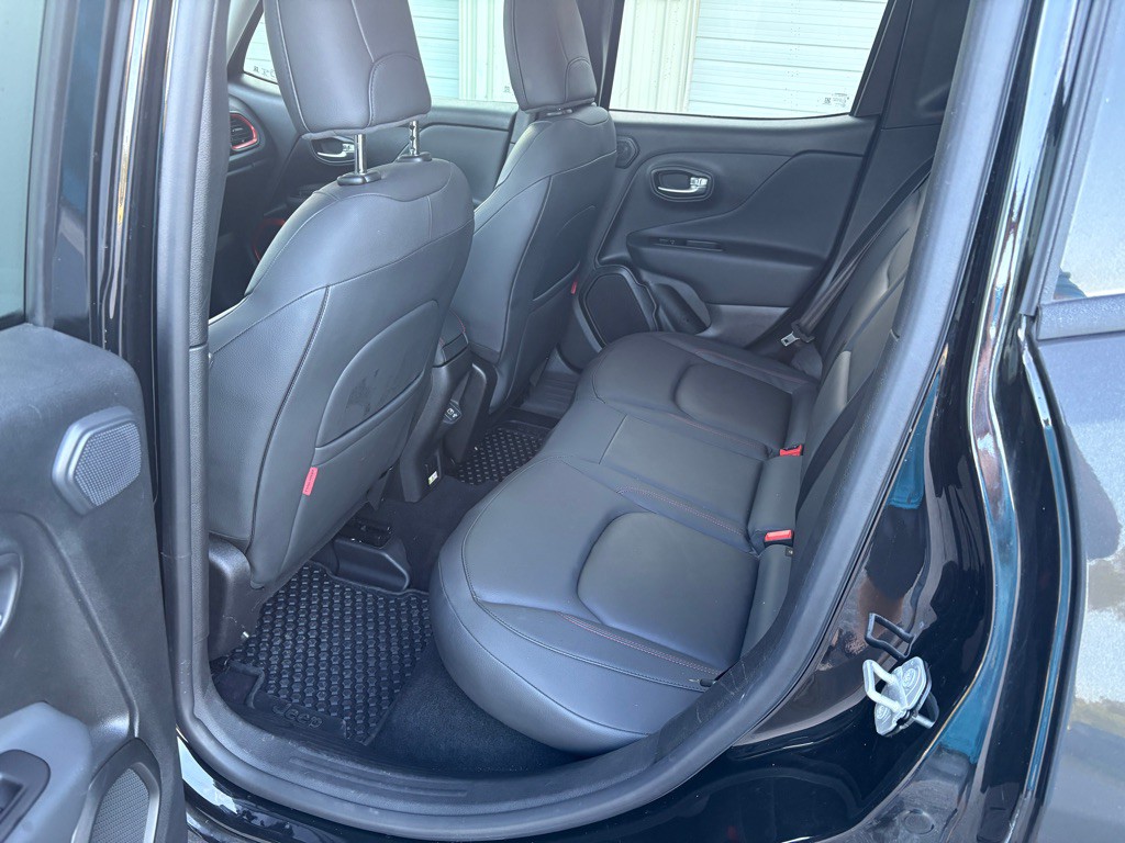 2022 Jeep Renegade Image 6