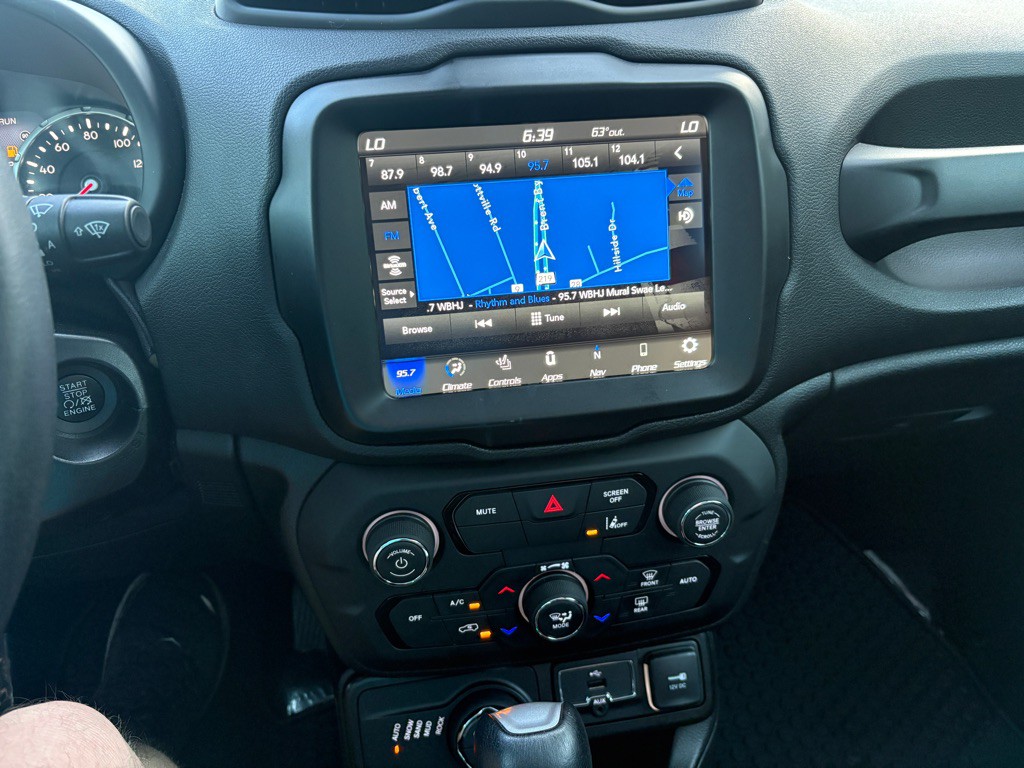 2022 Jeep Renegade Image 10