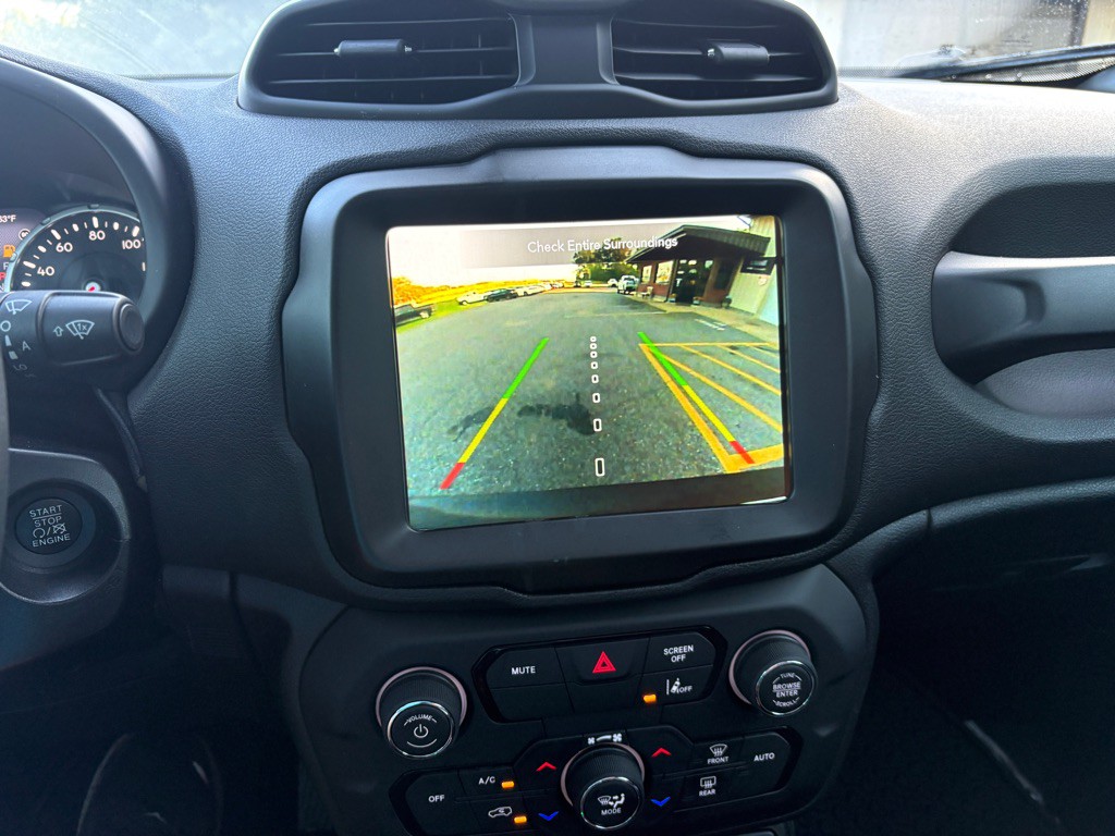 2022 Jeep Renegade Image 11