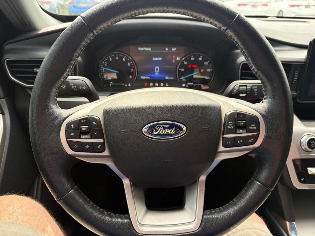 2022 Ford Explorer Image 9