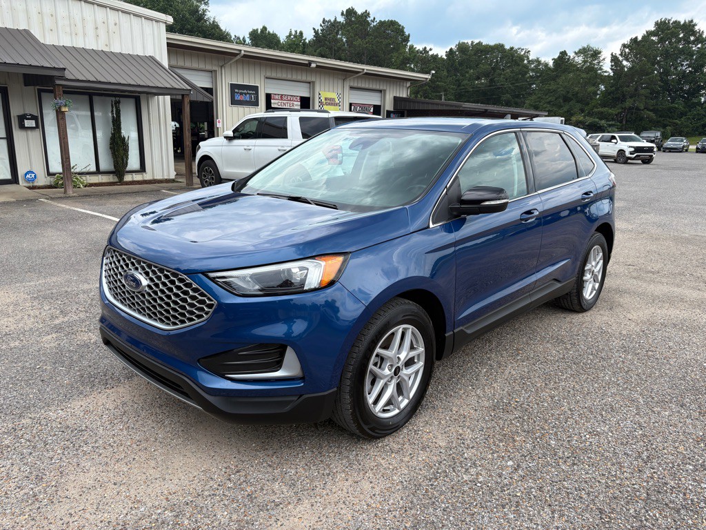 2024 Ford Edge Image 1