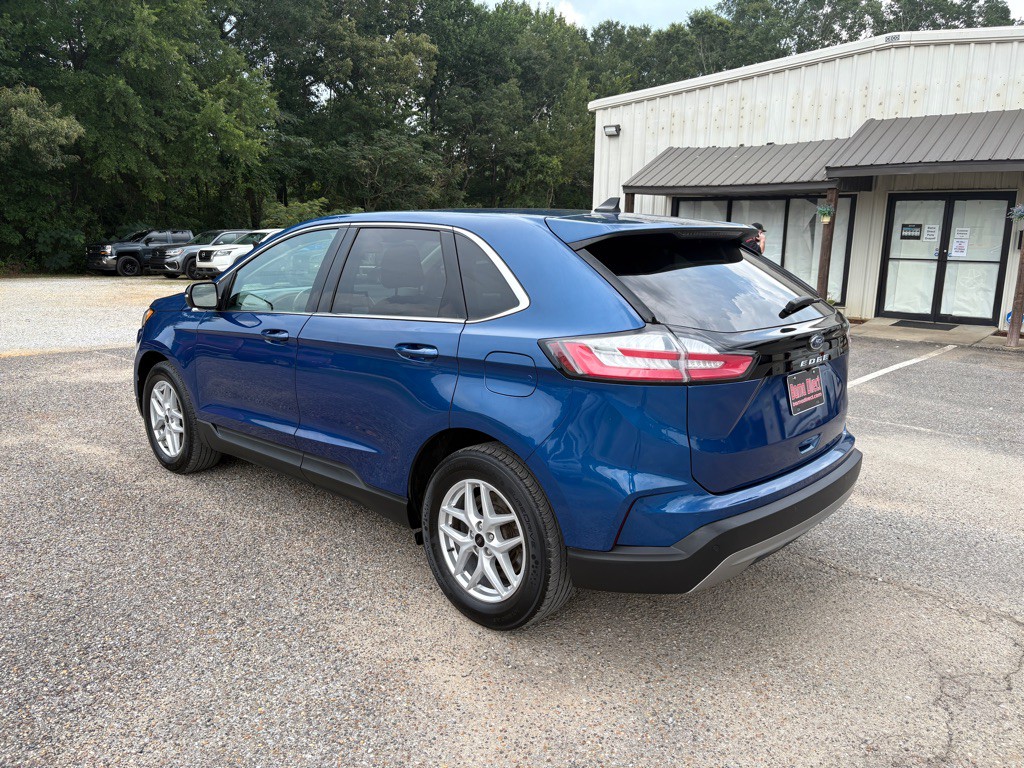 2024 Ford Edge Image 3