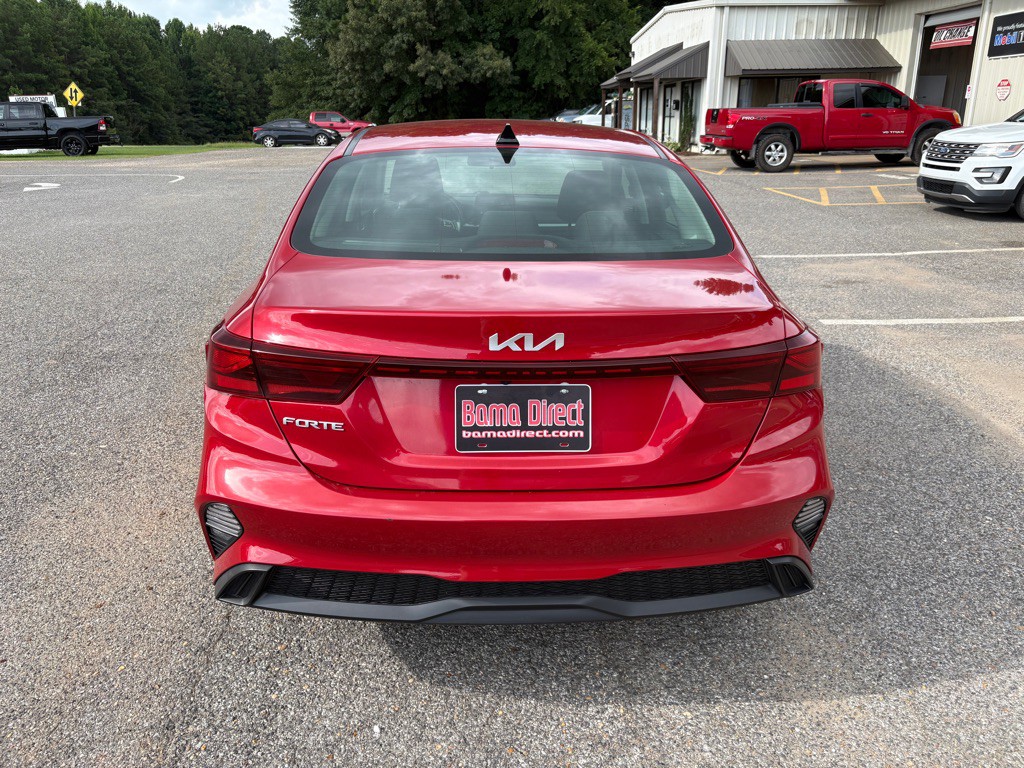 2024 Kia Forte Image 3