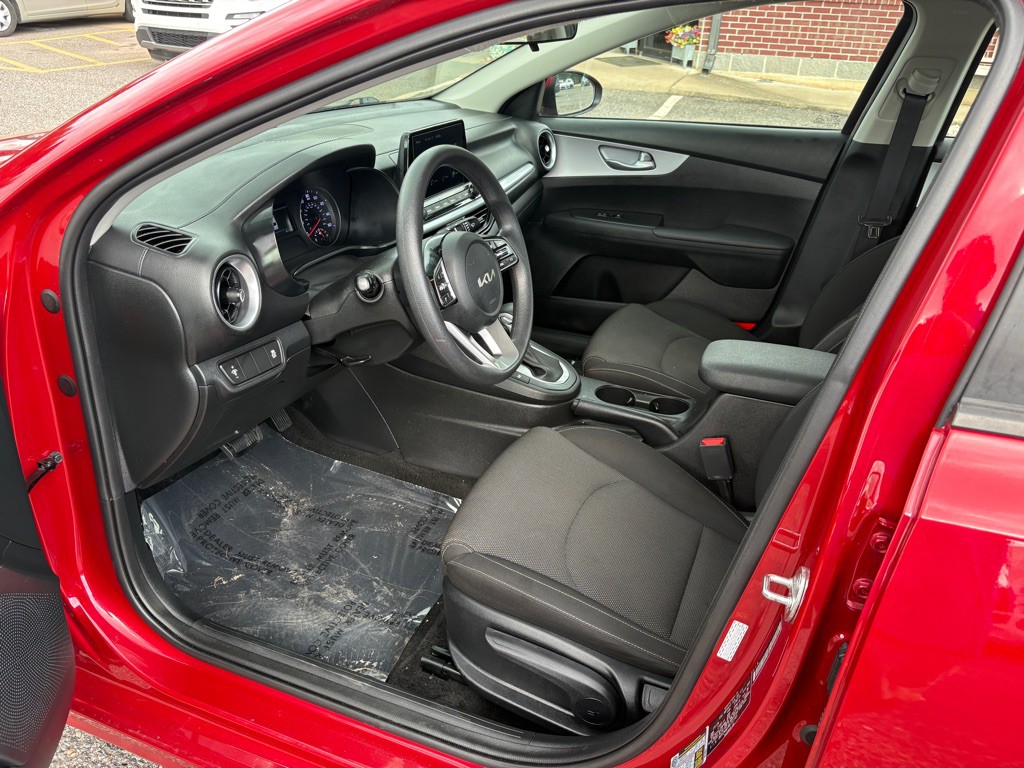 2024 Kia Forte Image 6