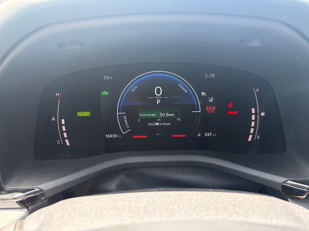 2025 Toyota Camry Image 7