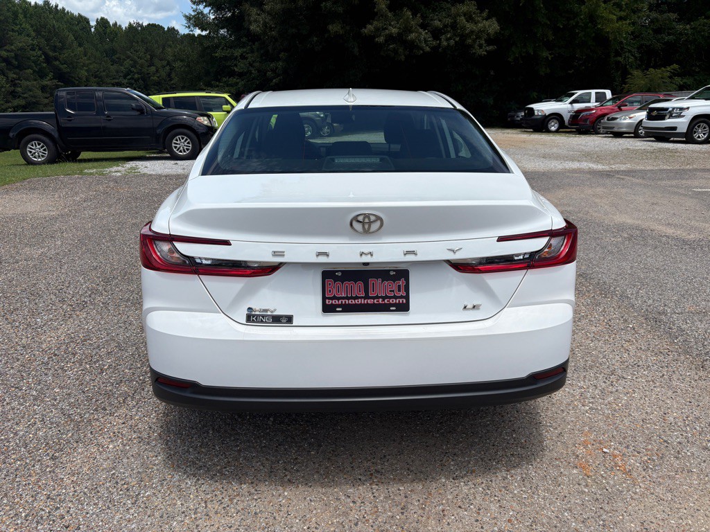 2025 Toyota Camry Image 3