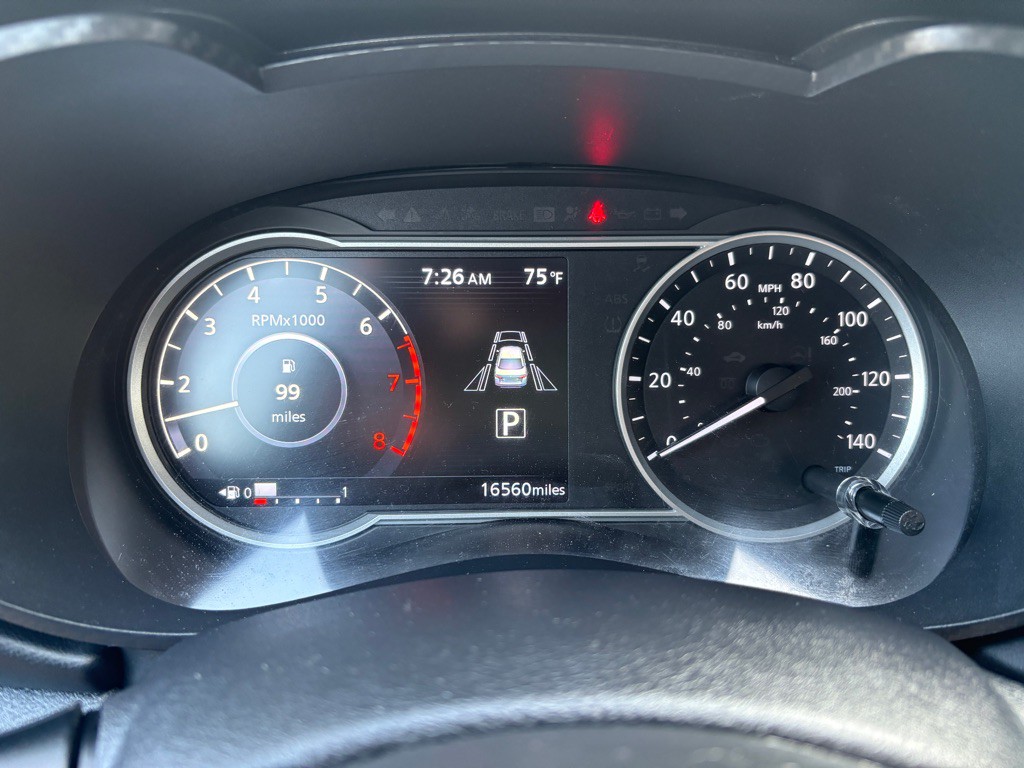 2025 Nissan Versa Image 8