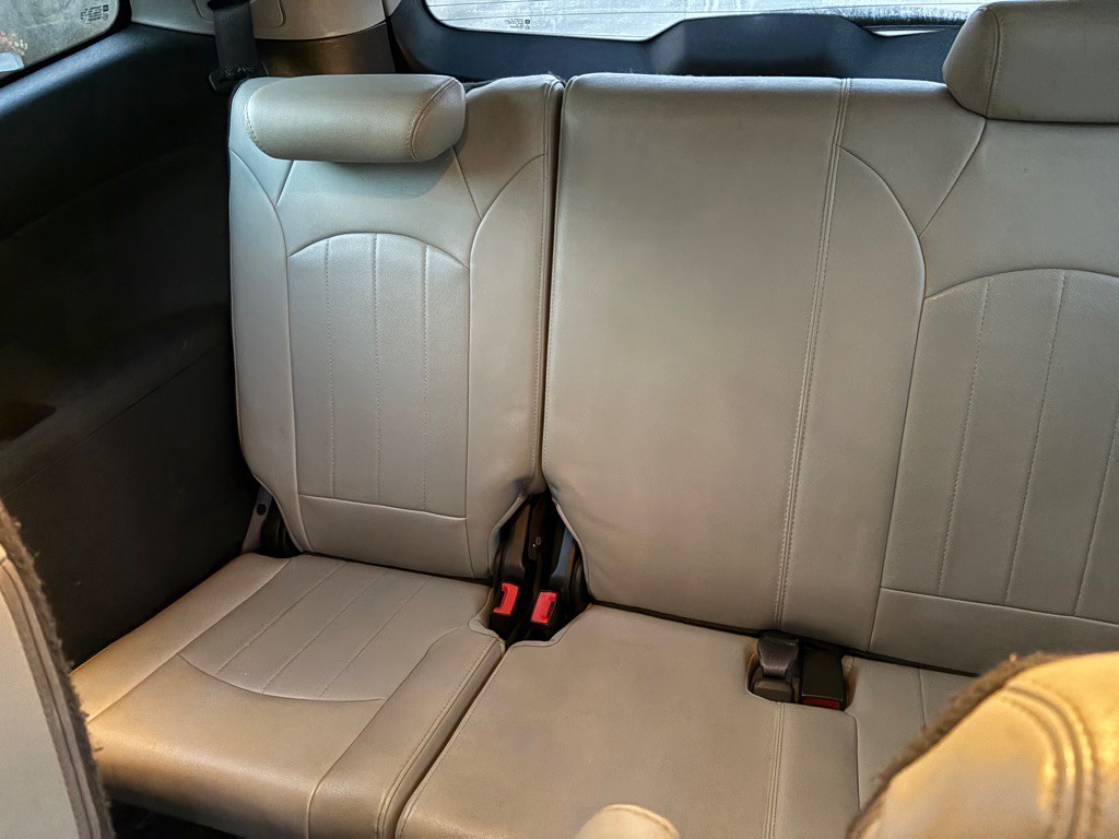2012 Chevrolet Traverse Image 7