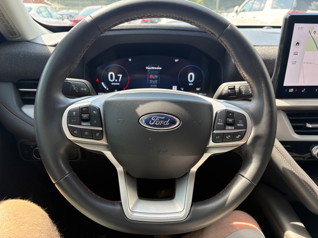 2025 Ford Explorer Image 9