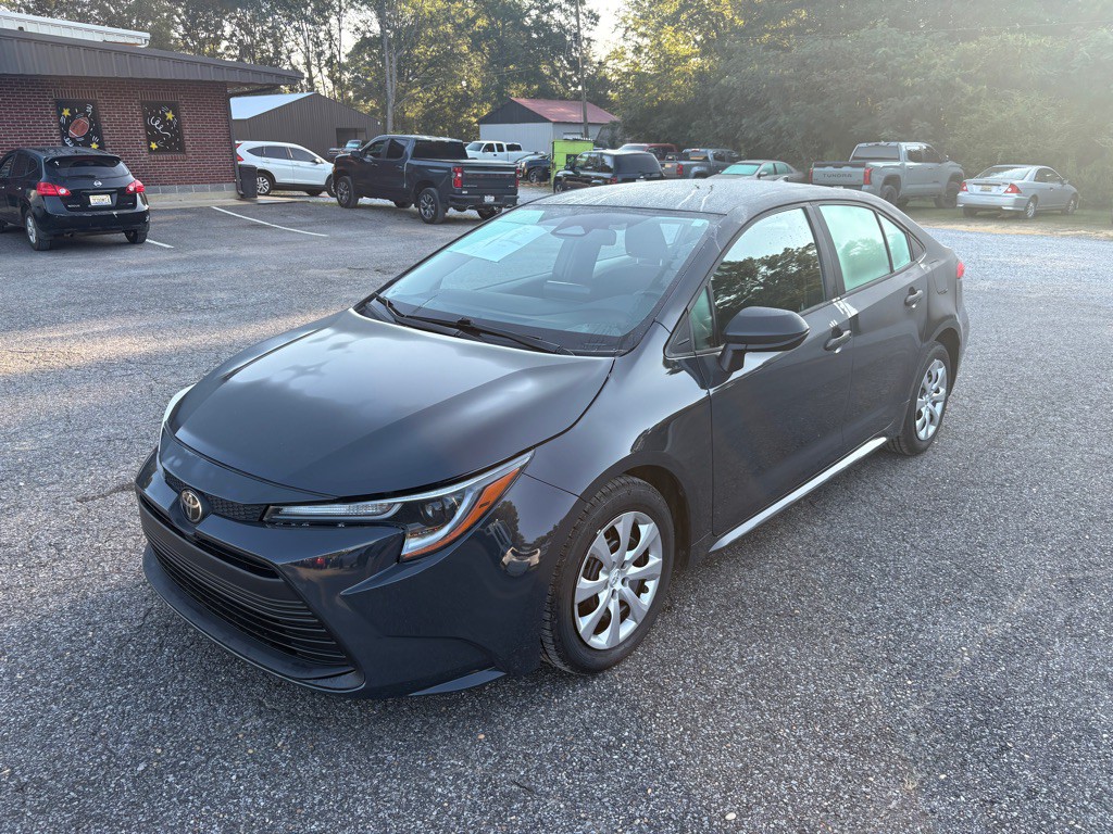 2024 Toyota Corolla Image 1