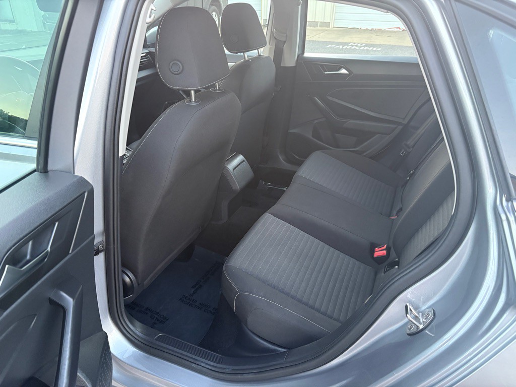 2025 Volkswagen Jetta Image 4