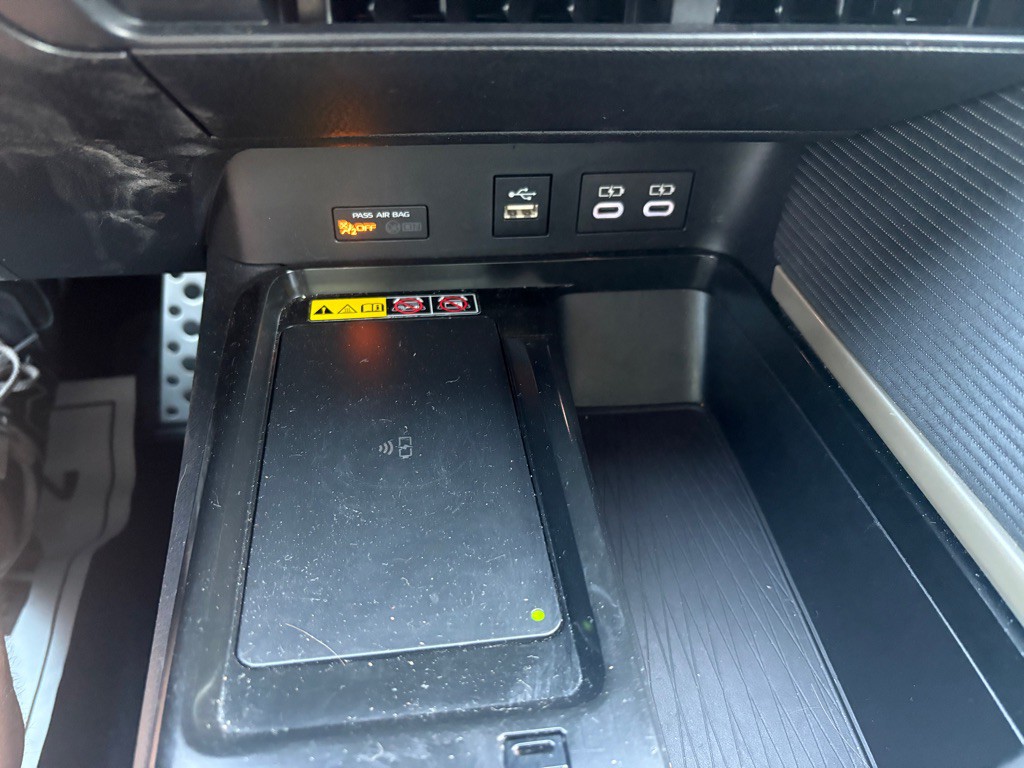 2025 Toyota Camry Image 11