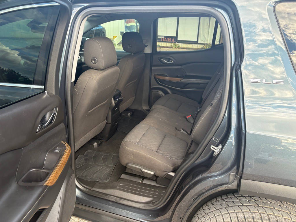 2020 GMC Acadia Image 5