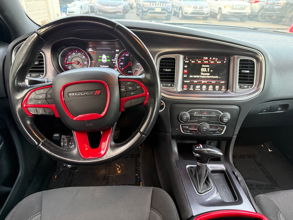 2015 Dodge Charger Image 11