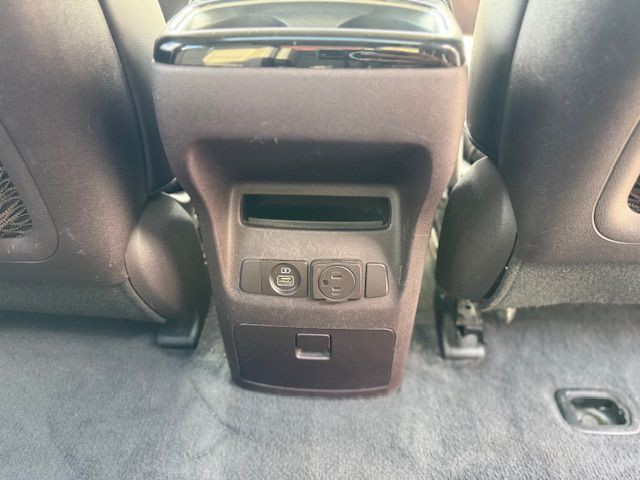 2015 Kia Sedona Image 19