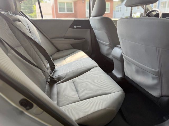 2016 Honda Accord Image 8