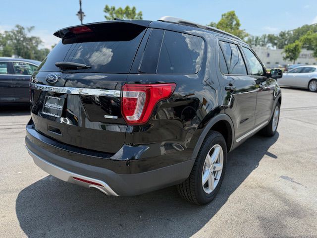 2016 Ford Explorer Image 9