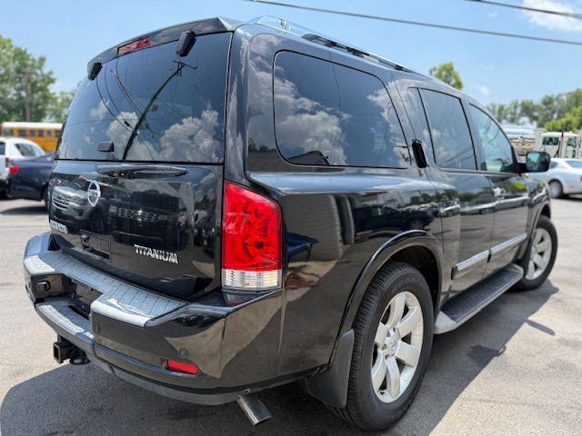 2010 Nissan Armada Image 2