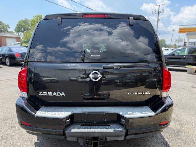 2010 Nissan Armada Image 3
