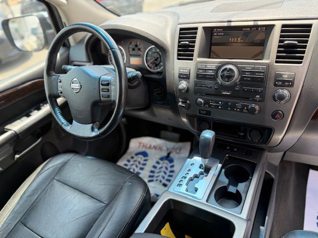 2010 Nissan Armada Image 11