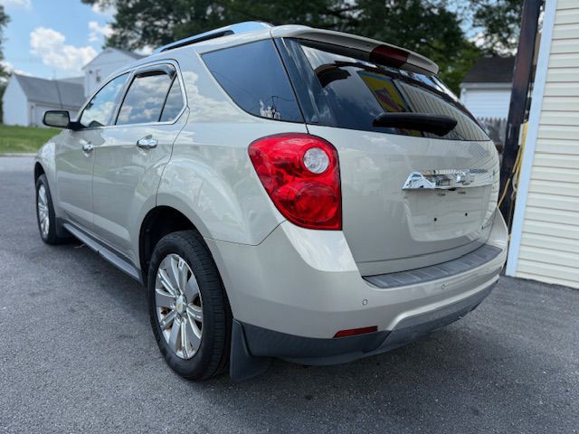 2010 Chevrolet Equinox Image 4