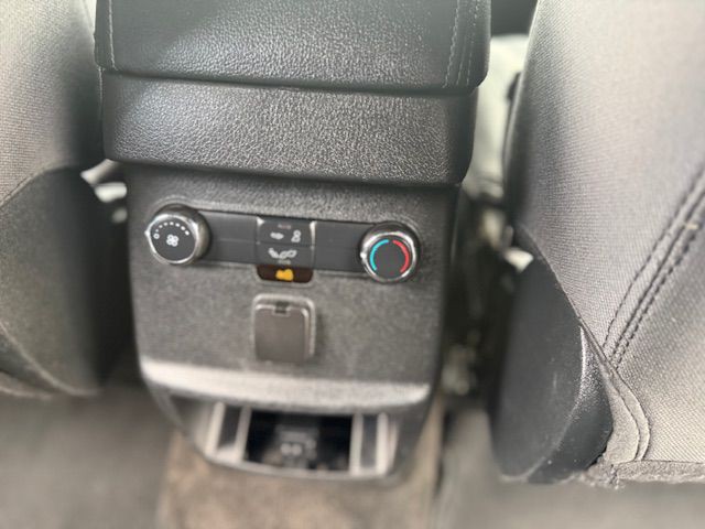 2018 Ford Explorer Image 18