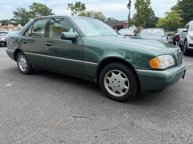 1995 Mercedes-Benz C-Class Image 4