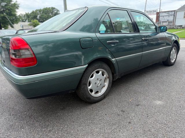 1995 Mercedes-Benz C-Class Image 5