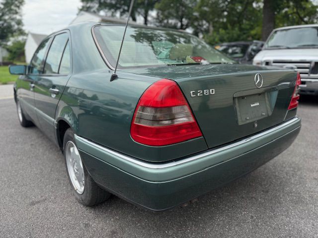 1995 Mercedes-Benz C-Class Image 7