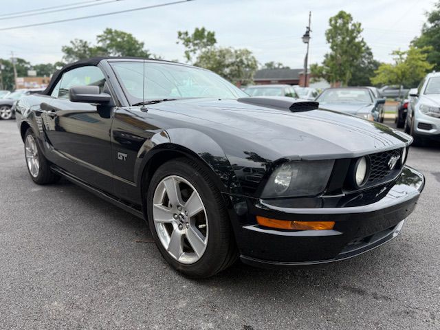 2007 Ford Mustang Image 3