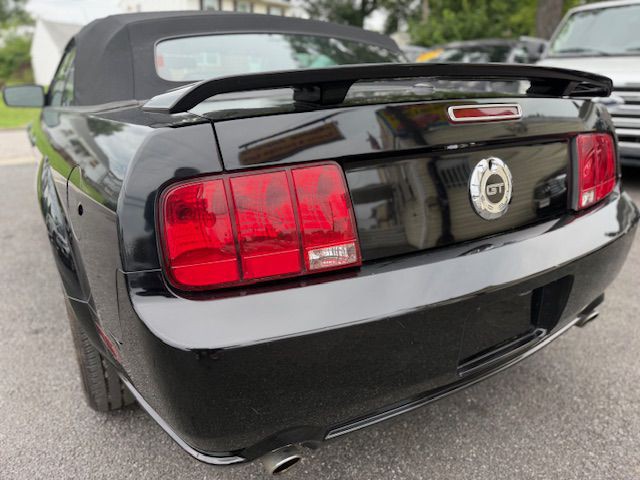 2007 Ford Mustang Image 6