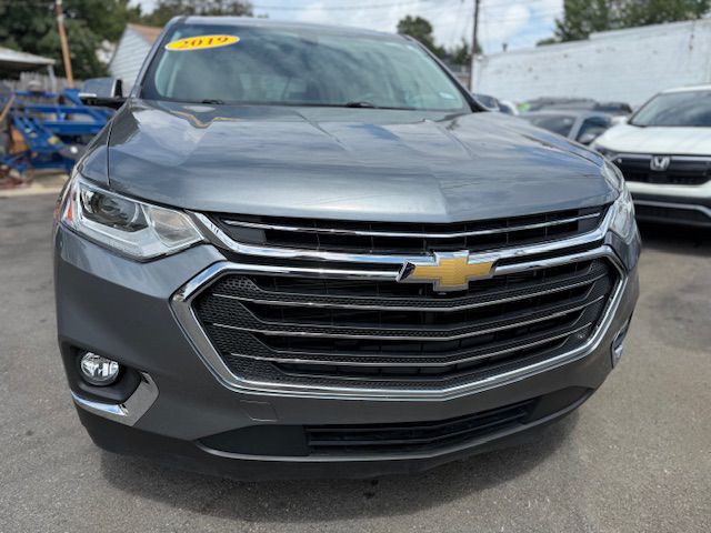 2019 Chevrolet Traverse Image 2