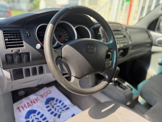 2008 Toyota Tacoma Image 8