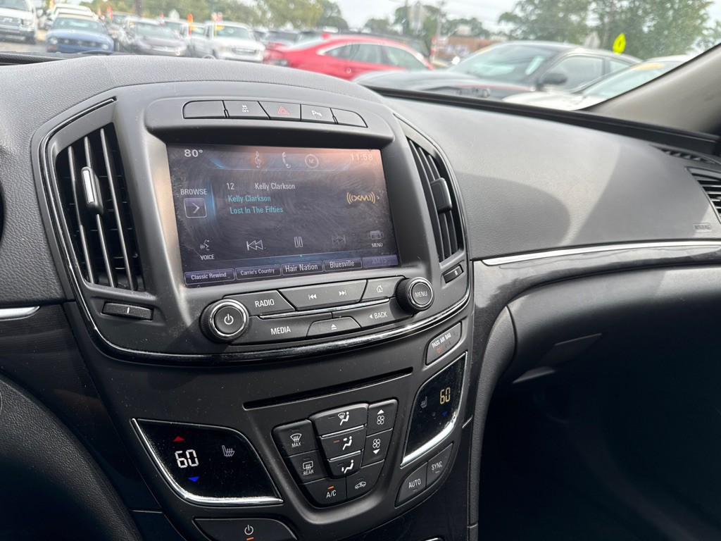 2015 Buick Regal Image 8