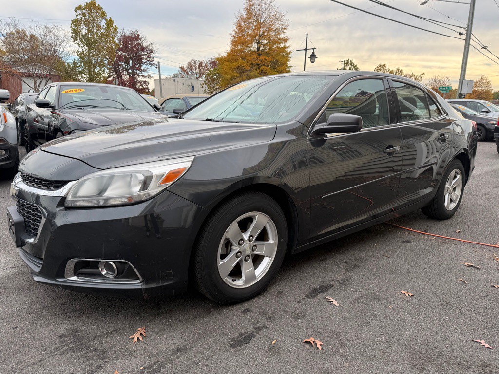 2014 Chevrolet Malibu Image 1