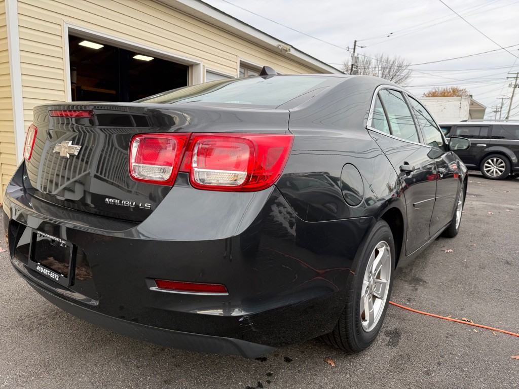 2014 Chevrolet Malibu Image 3