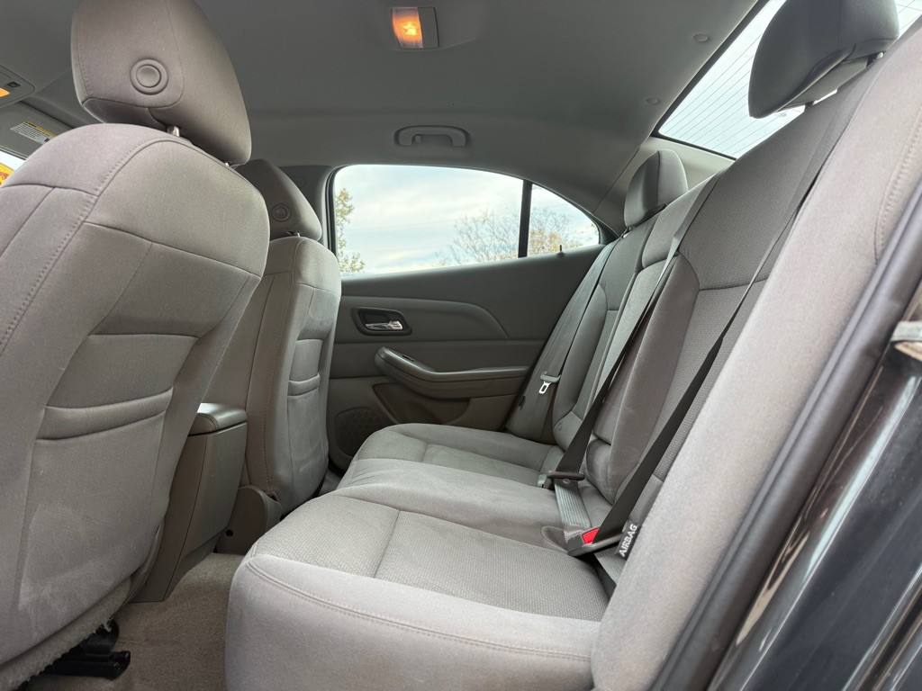 2014 Chevrolet Malibu Image 5