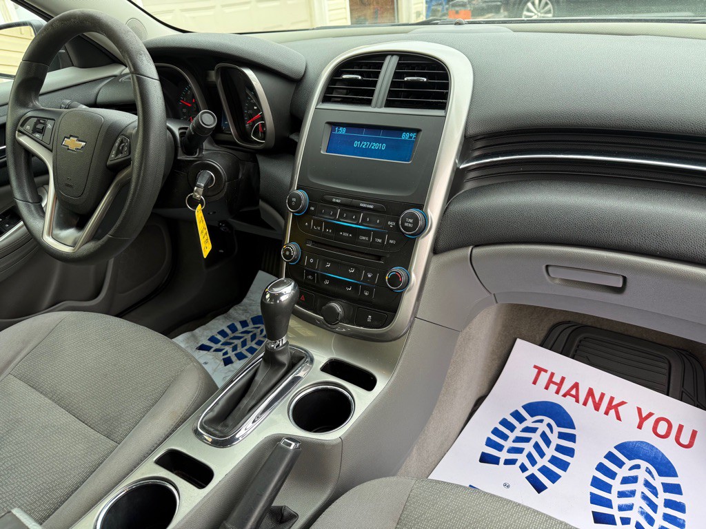 2014 Chevrolet Malibu Image 8