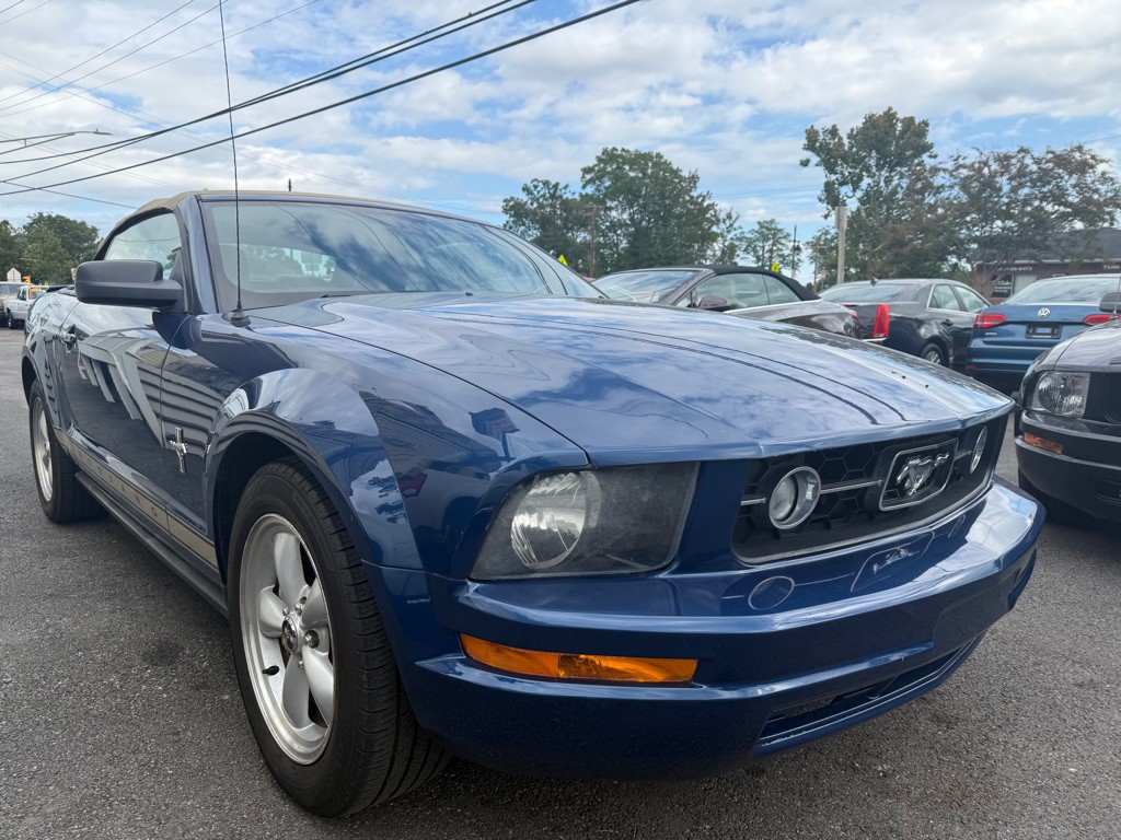 2007 Ford Mustang Image 3