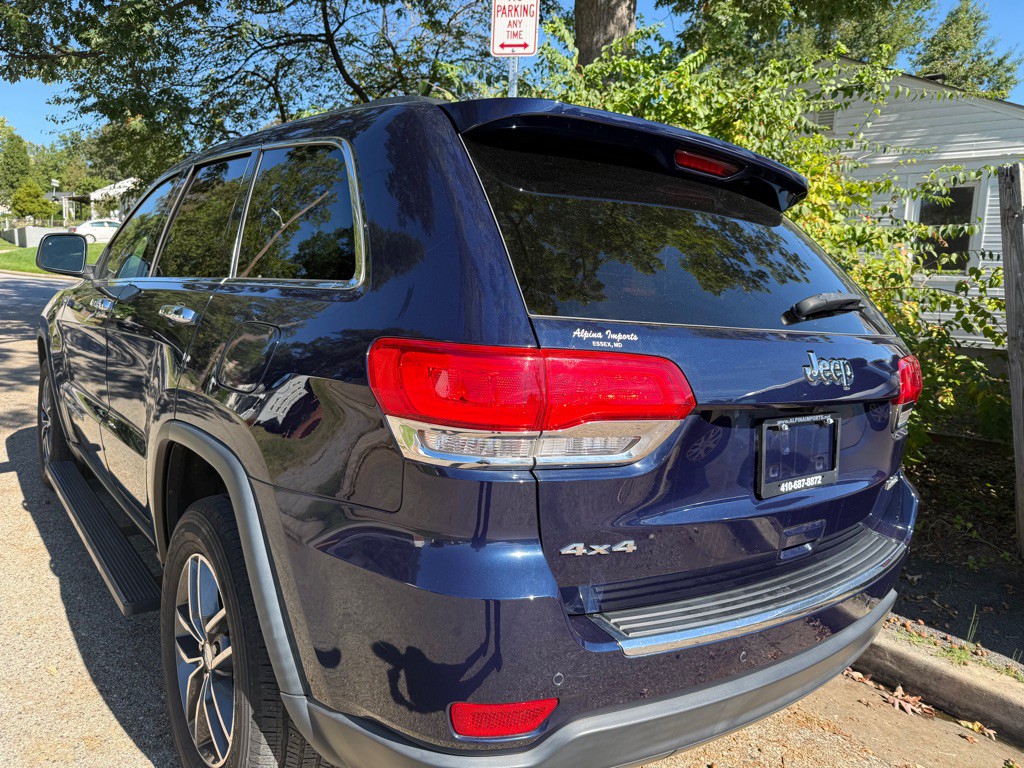 2017 Jeep Grand Cherokee Image 5