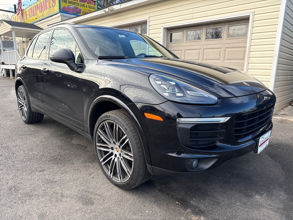2016 Porsche Cayenne Image 3