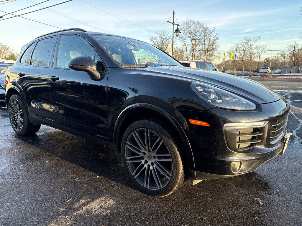 2016 Porsche Cayenne Image 12