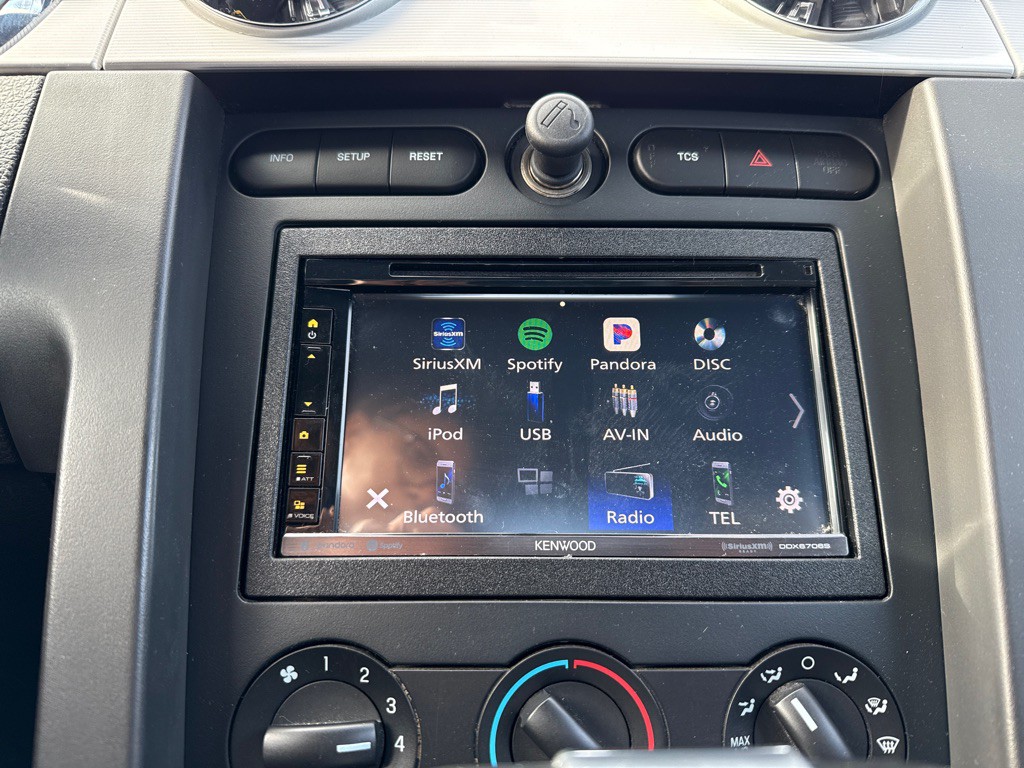 2007 Ford Mustang Image 16