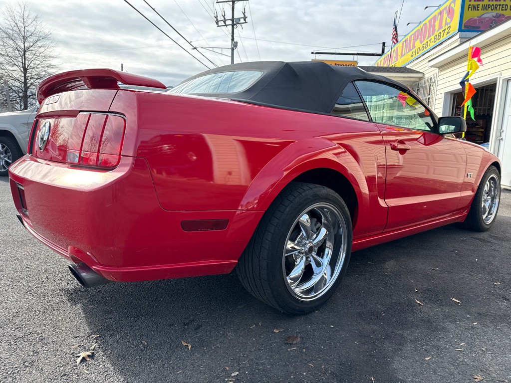 2007 Ford Mustang Image 5