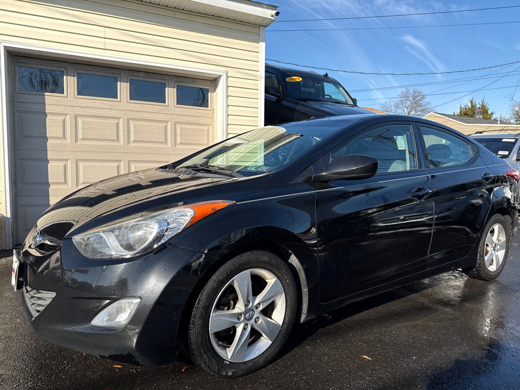2013 Hyundai Elantra Image 4