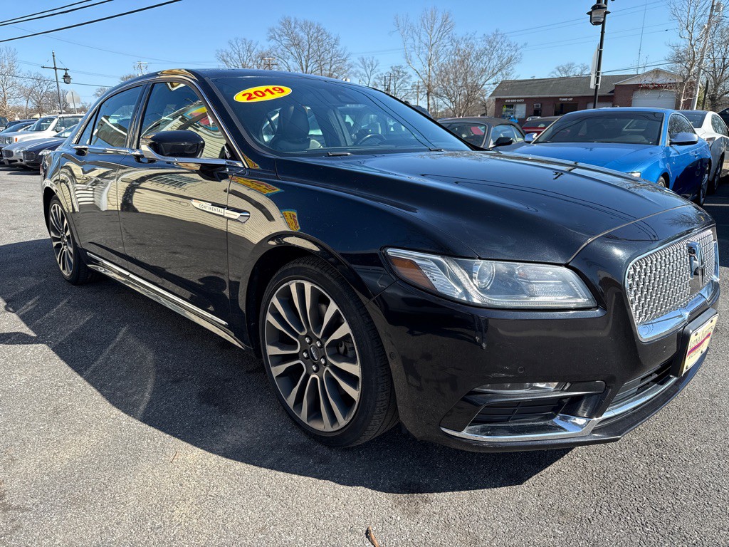 2019 Lincoln Continental Image 15