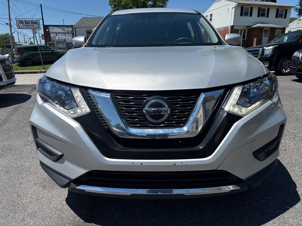 2020 Nissan Rogue Image 2
