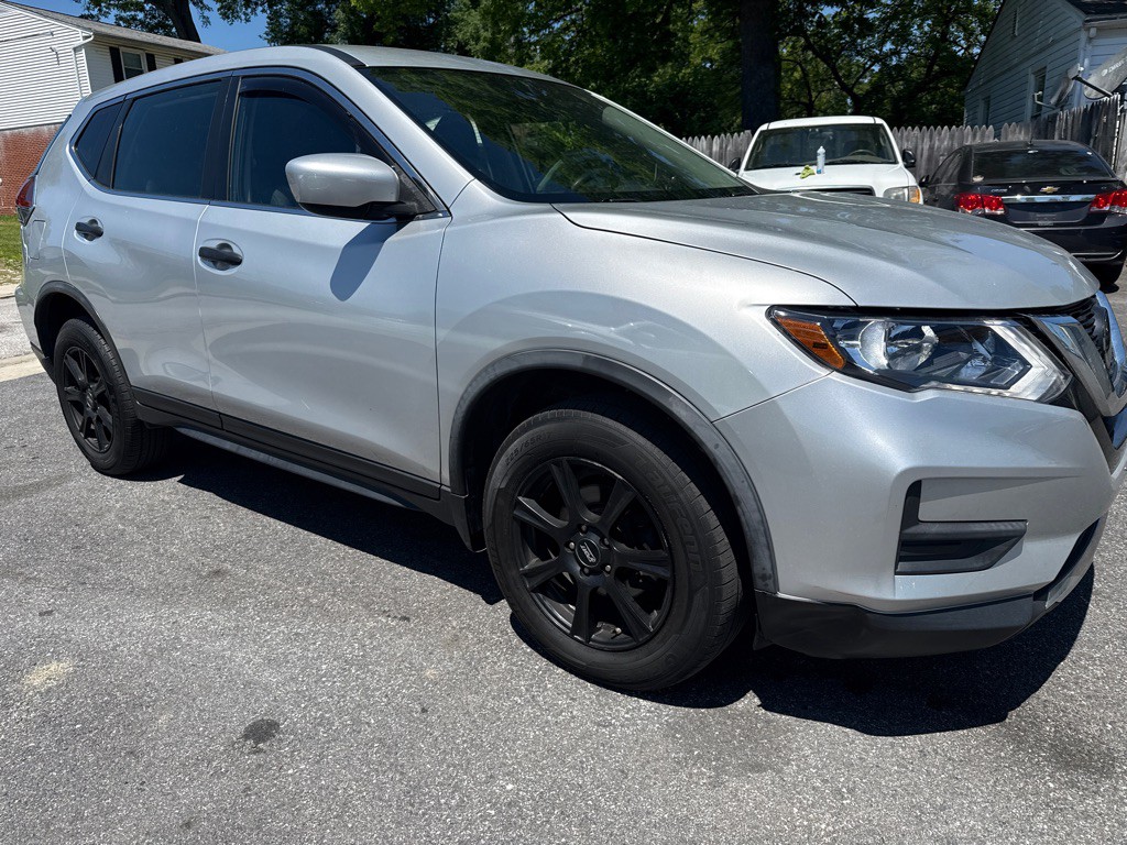 2020 Nissan Rogue Image 4